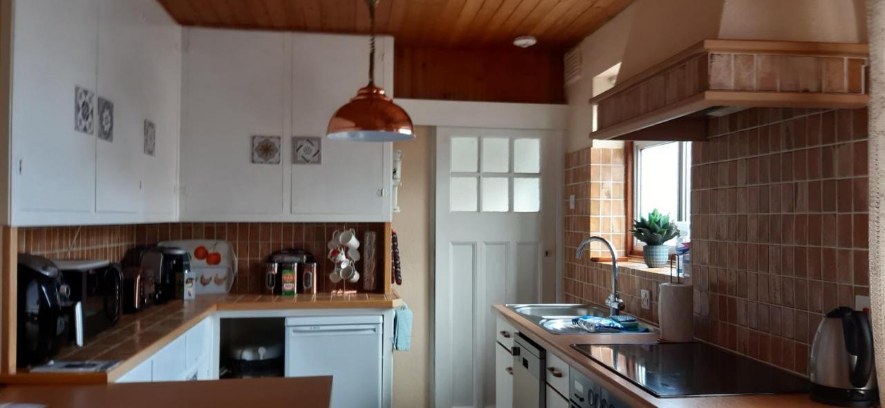 The Hermitage Private Detached Bungalow Villa Rhyl Bagian luar foto